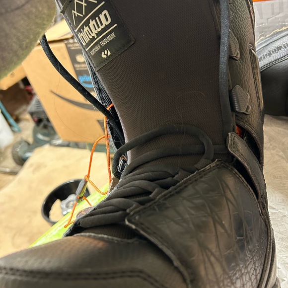 Thirty-two snowboarding boots - Picture 4 of 5